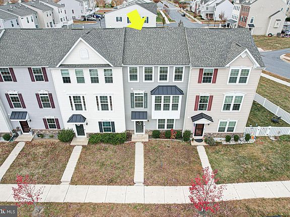 2nd image of 335 S Parkway Dr