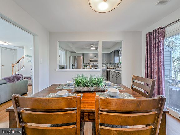 4th image of 2878 Burgundy Pl Unit 8-4