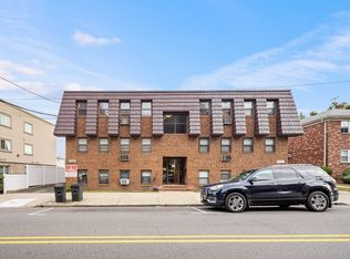 280 Stuyvesant Ave #2, Lyndhurst, NJ 07071