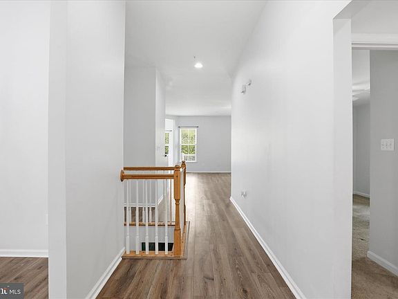 4th image of 1304 Moore Spring Ct