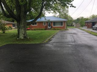 6512 E Manslick Rd, Louisville, KY 40228