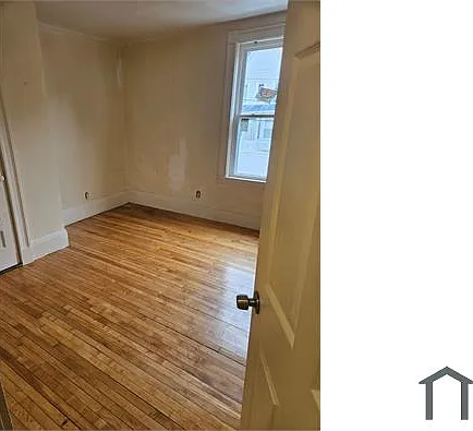 55 Rock Ave #3