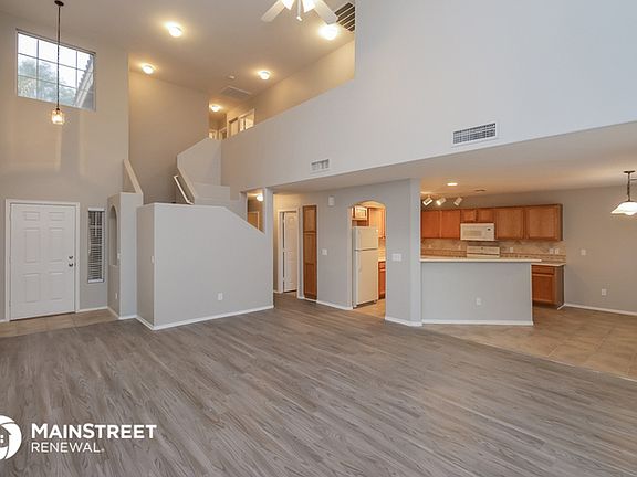 5th image of 819 E Desert Holly Cir