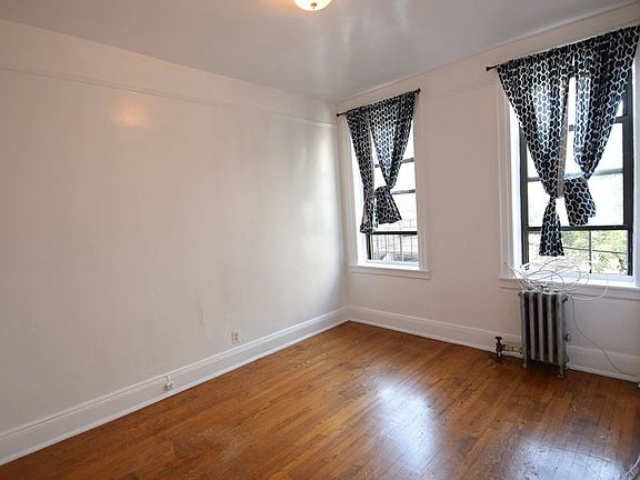 5th image of 34-10 33rd St #B55