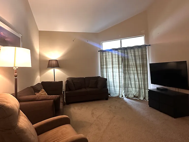 1501 Front St #640 — Photo 8