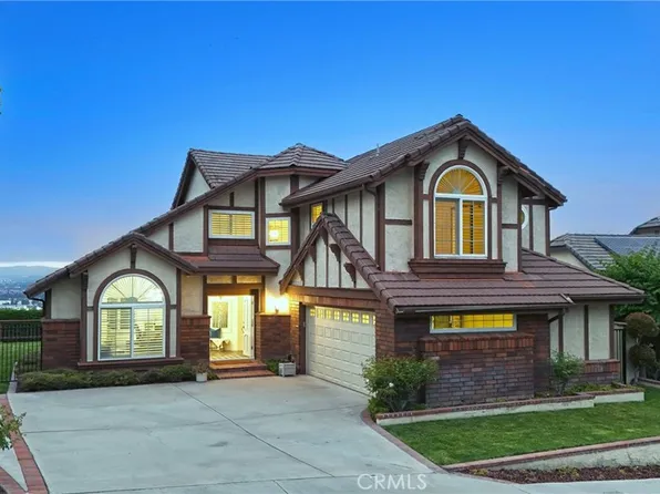 550 S Londerry Ln, Anaheim, CA 92807
