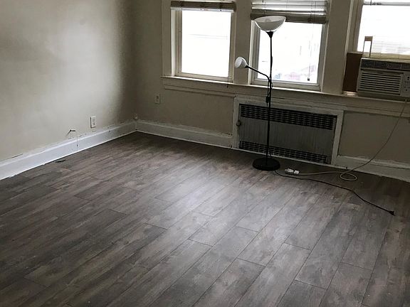 5th image of 326 Kerrigan Blvd APT 2R