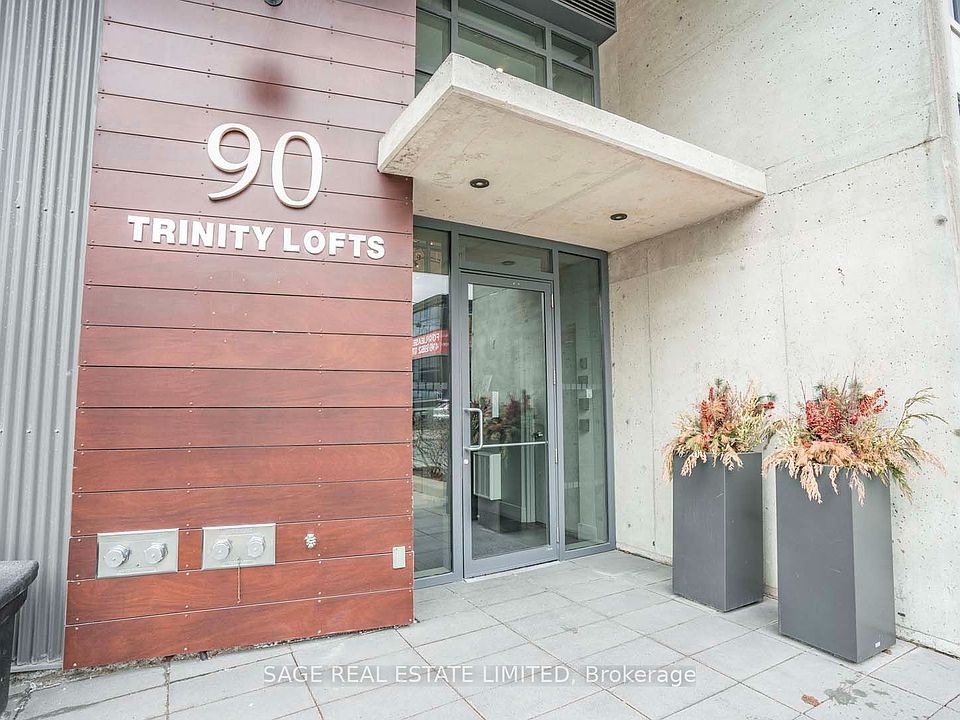 1st image of 90 Trinity St #305