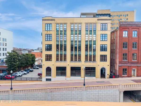 220 W Jackson Ave APT 205, Knoxville, TN 37902