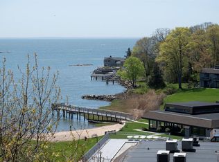 12 E Harbour Vlg, Branford, CT 06405