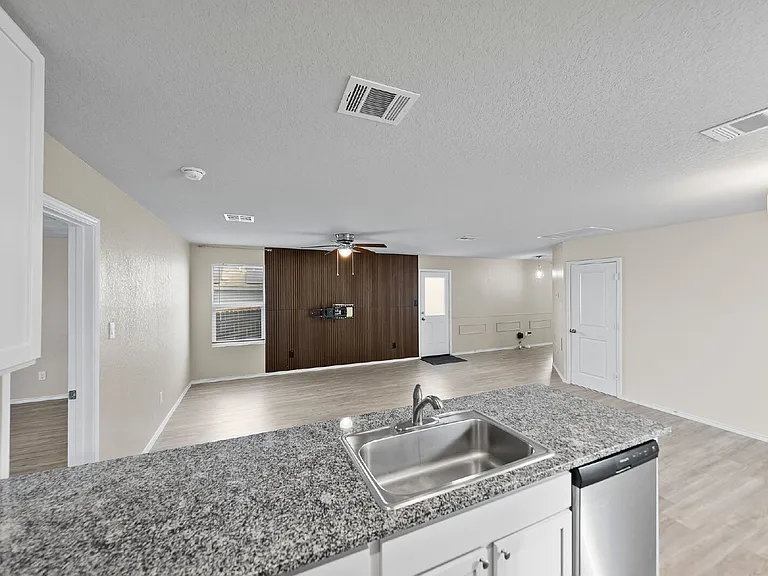 4138 Southton Tarn — Photo 11