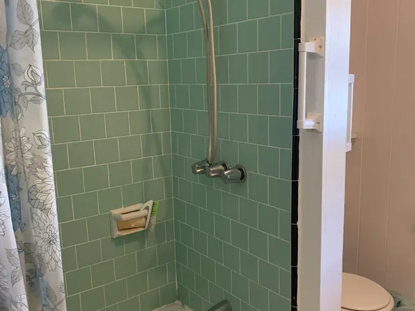 2921 Varsity Cir, Honolulu, HI 96826
