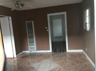 1255 W 53rd St, Los Angeles, CA 90037