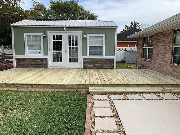 2nd image of 141 Florida Park Dr