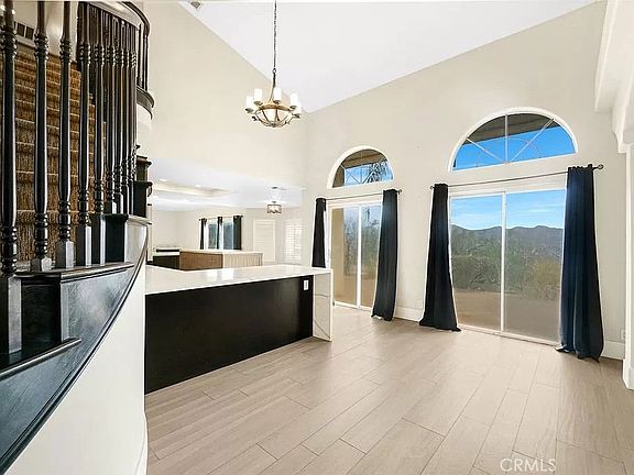 4th image of 2560 Avenida Ocotillo