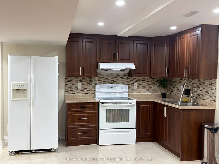 4325 Guildwood Way — Photo 9