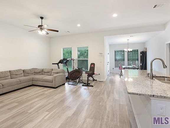 5th image of 18138 Terraceside Dr