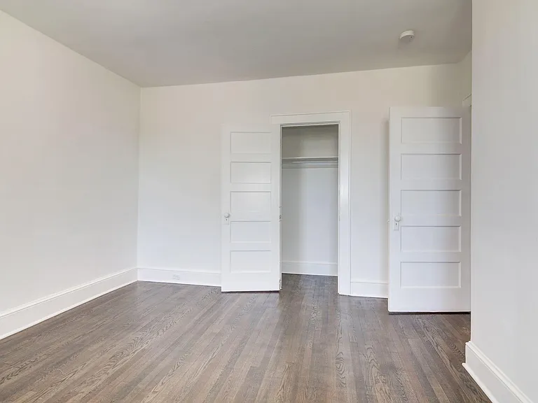 2413 Minnesota Ave SE — Photo 18