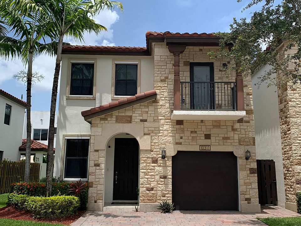 1st image of 10311 NW 70th Ln #10311