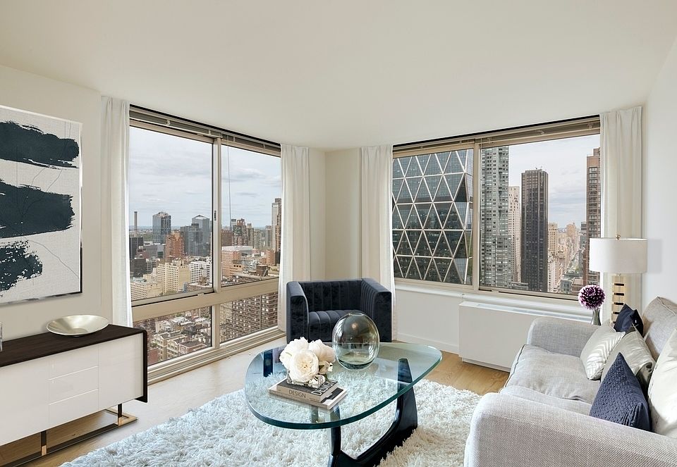 1st image of 260 W 54th St APT 47B