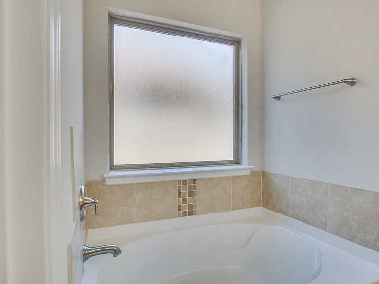 1724 Waterford Sound Blvd — Photo 15