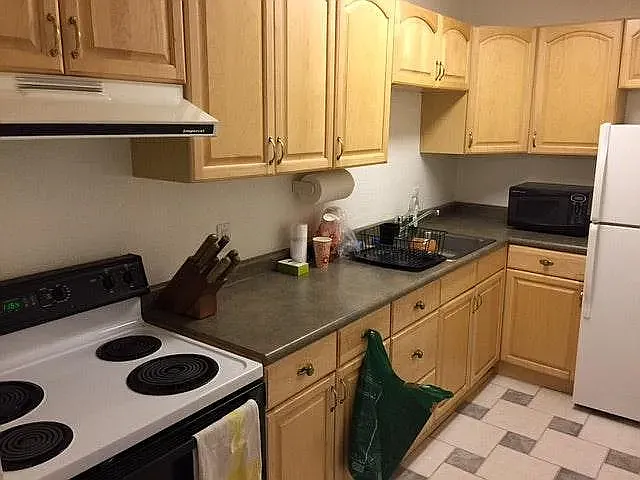 1 bed, 589 sqft, $1,551 — Photo 4