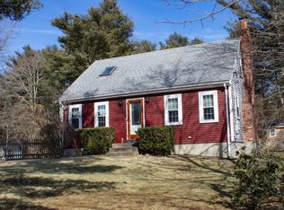 18 Queen Dr, Plymouth, MA 02360