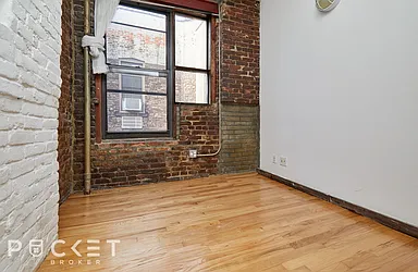 Rented by PocketBroker Inc