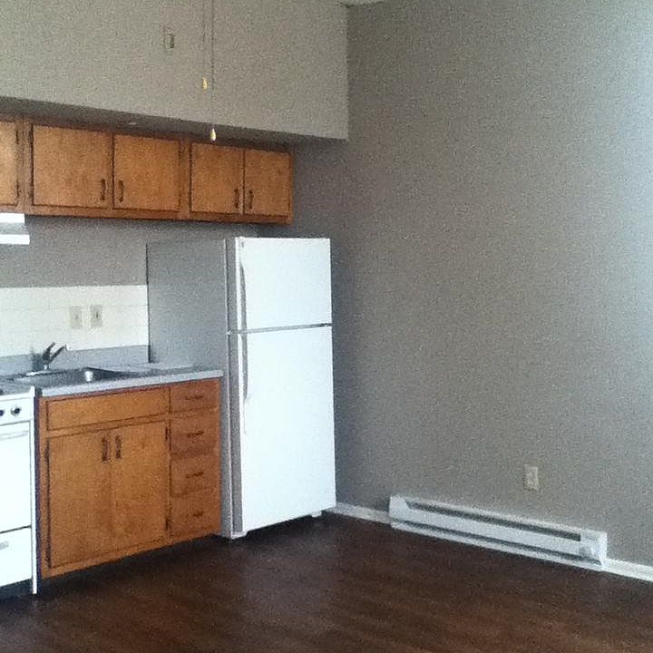 2nd image of 316 W Mill St APT 1