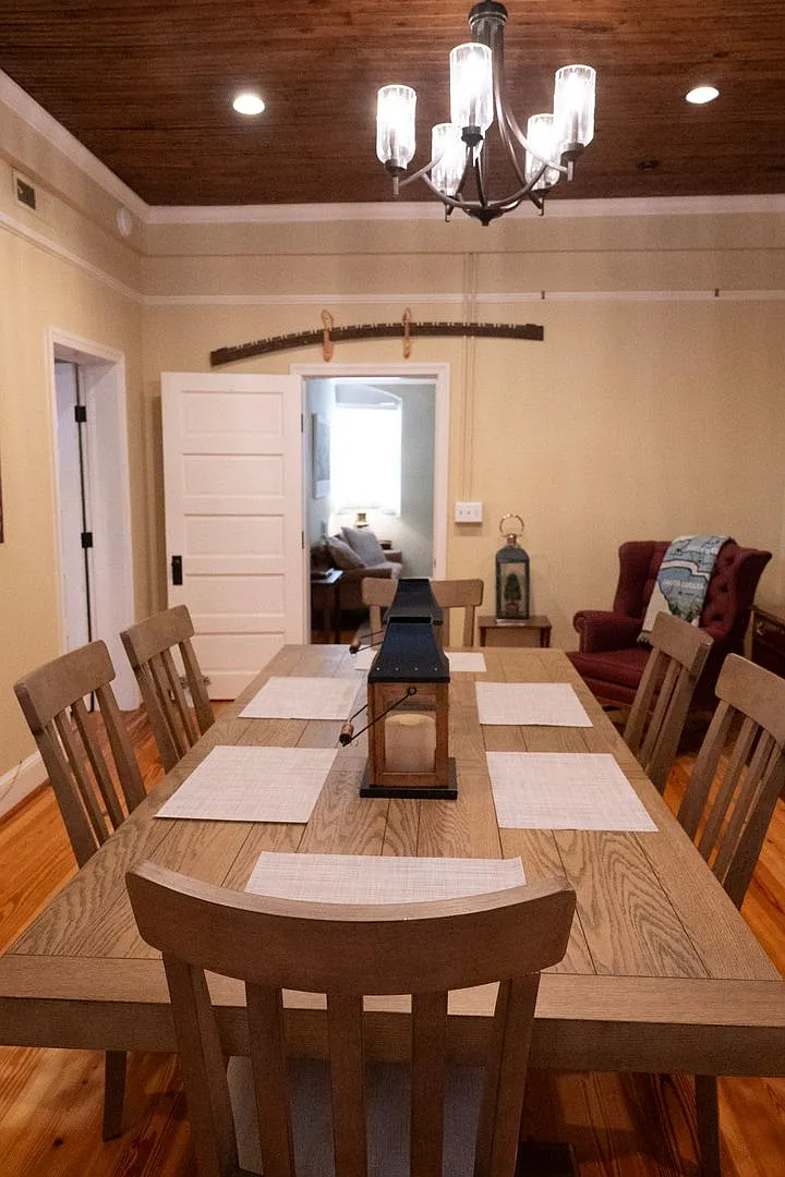 Furnished Charming Historical Home for Lease in Downtown Winston-Salem — Photo 4