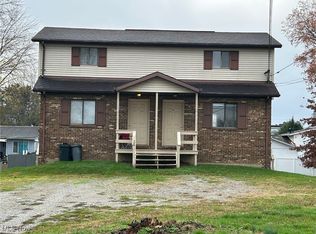 906 17th St, Vienna, WV 26105