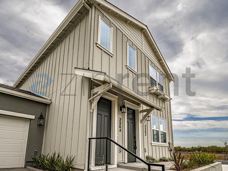 1st image of 2562 Dakota Ave