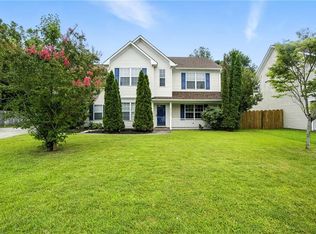 2425 Annie Cir, Chesapeake, VA 23323