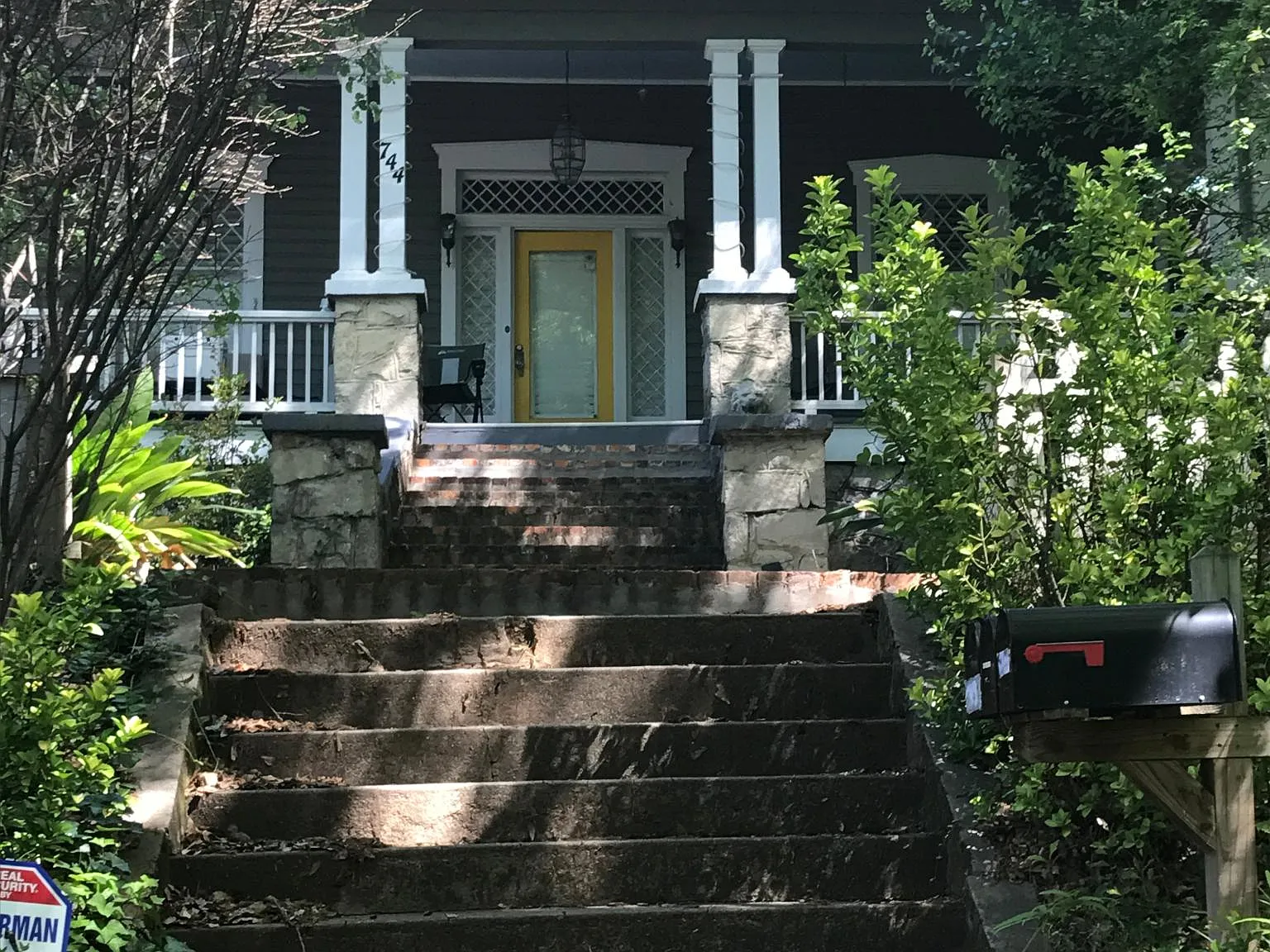 744 Saint Charles Ave NE — Photo 1
