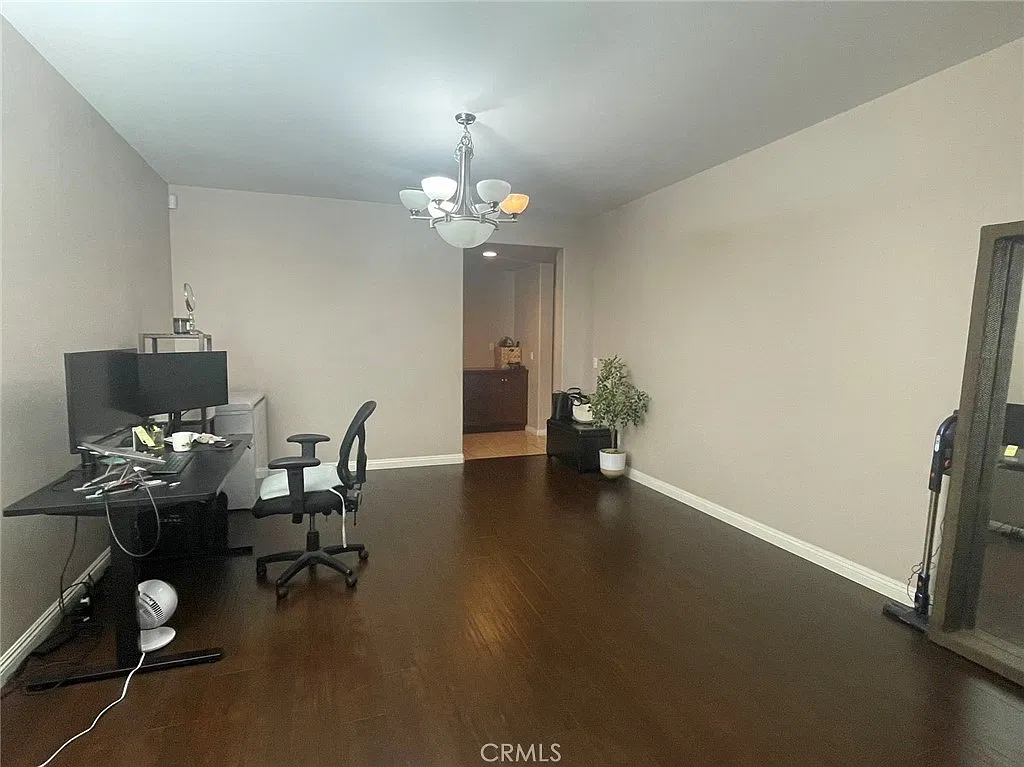 4 bed, 3620 sqft, $4,200 — Photo 2