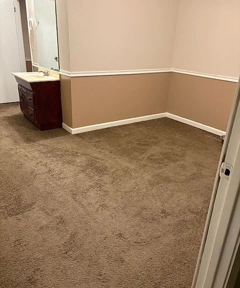 1326 Lake Lucerne Rd — Photo 3