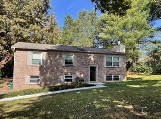 916 Danville Cir, Knoxville, TN 37923