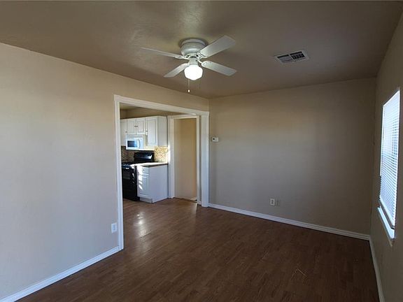 2nd image of 4408 SE 40th St