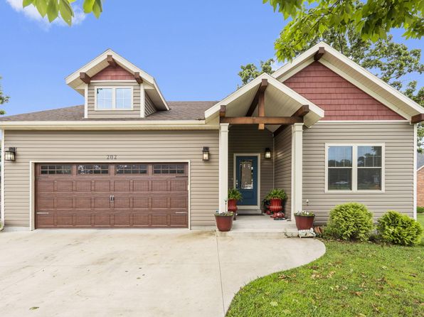 202 Twin Island Drive, Blue Eye, MO 65611
