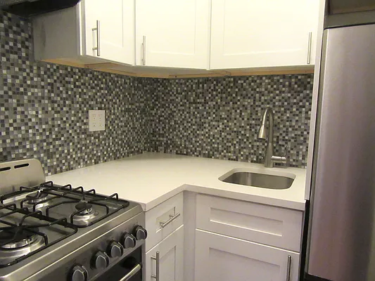 Rented by Paley Management | media 20