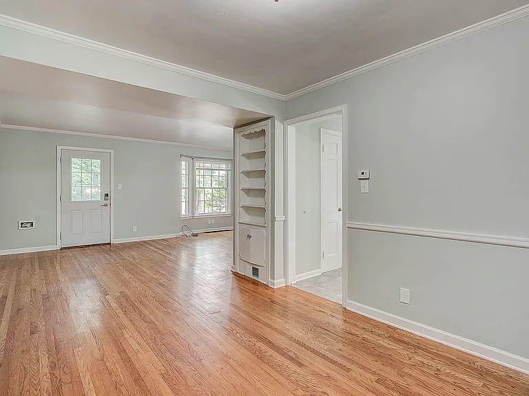 5043 Boulevard Pl — Photo 12