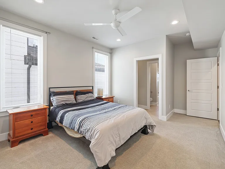 523B Weakley Ave — Photo 36