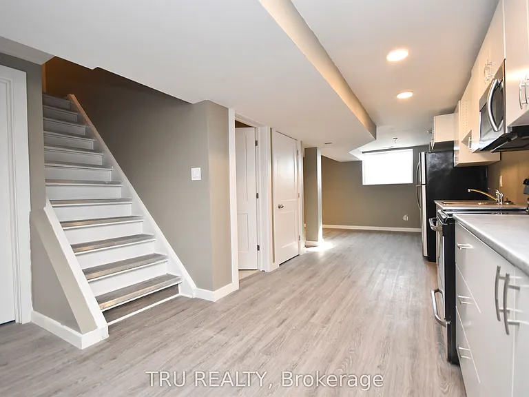 1259 Maitland Ave #B — Photo 3