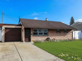 12 E Millpage Drive, Bethpage, NY 11714