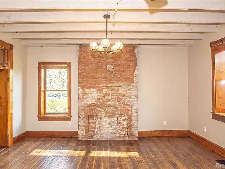 117 Montgomery Ave — Photo 16