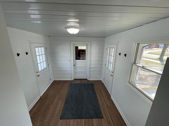 4th image of 45 Pershing Dr NE