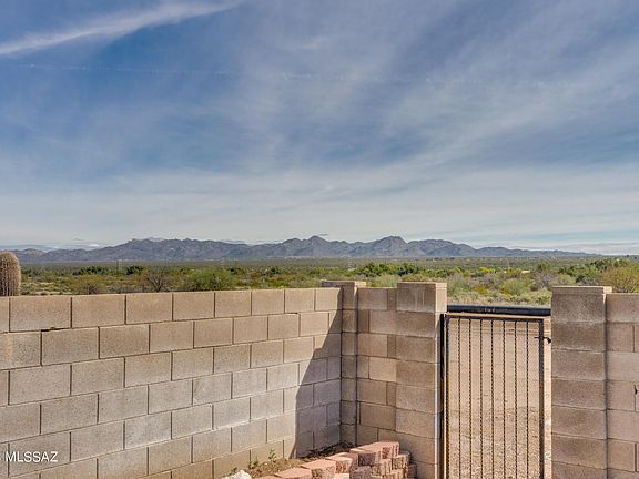 2nd image of 9326 N Scarlet Canyon Dr