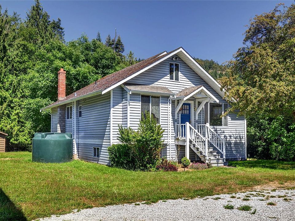1st image of 2401 Fulford Ganges Rd