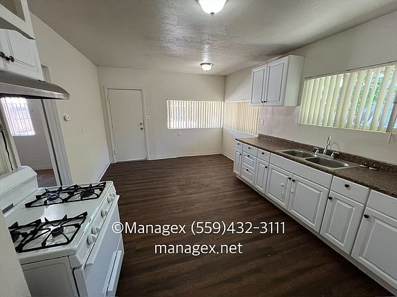 5th image of 1129 E Brown Ave