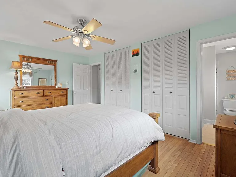2205 S Bradford Dr — Photo 13